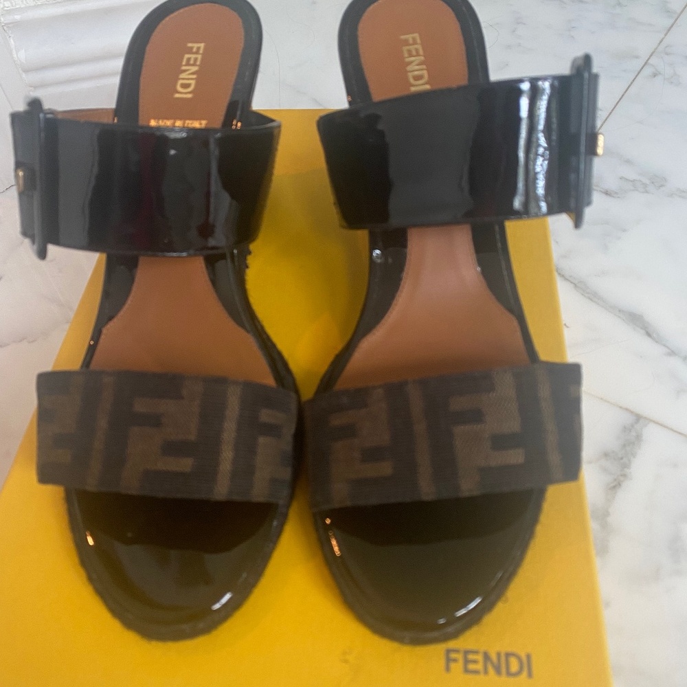 Zucca Patent Demi Wedge Sandal, Brown/Black - Never Worn